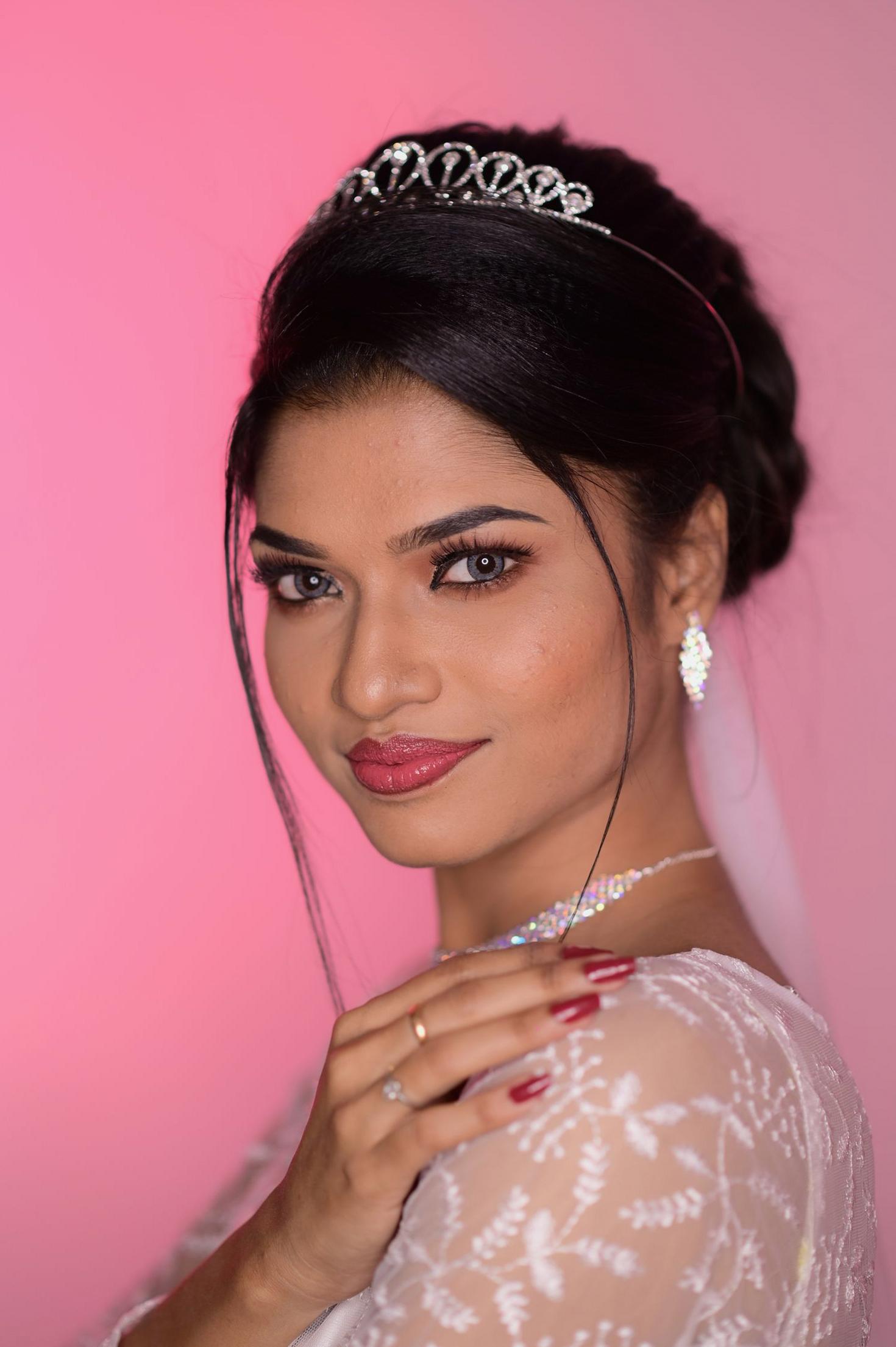 Bridal hair accessory